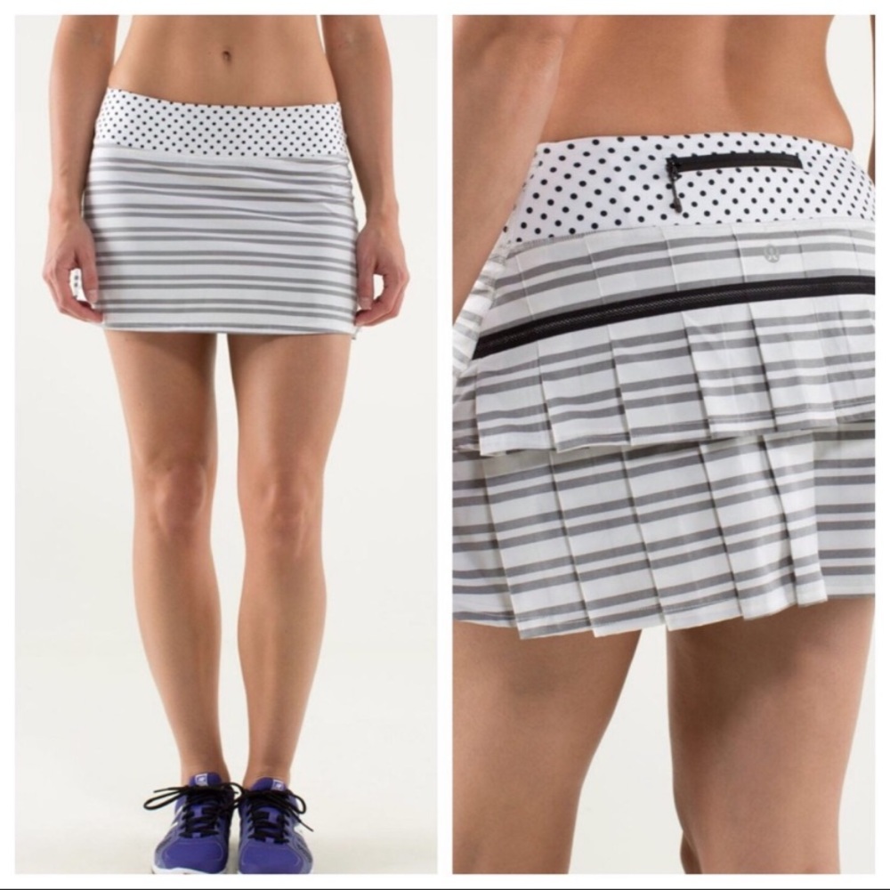 🌸SOLD🌸Lululemon Twin Stripe Mod Dot Pace Setter